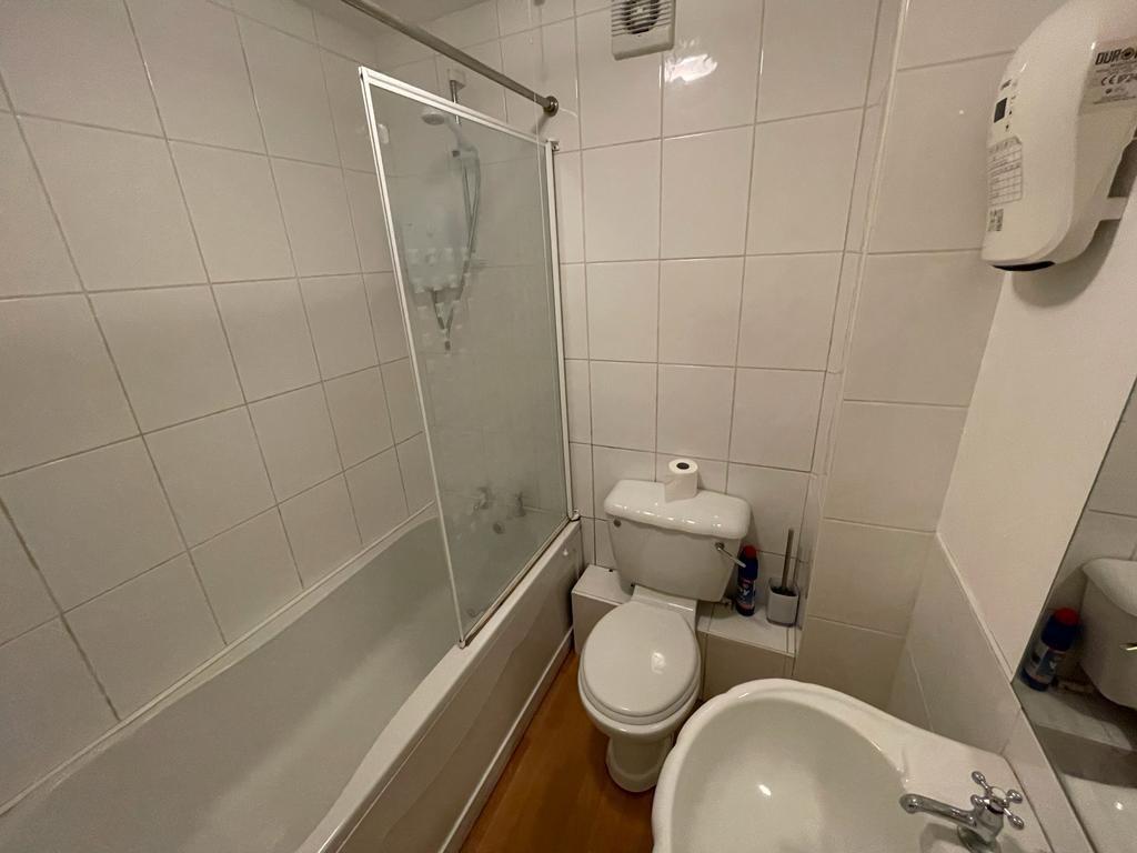 Additional image 6 of Walsingham Close, Hatfield