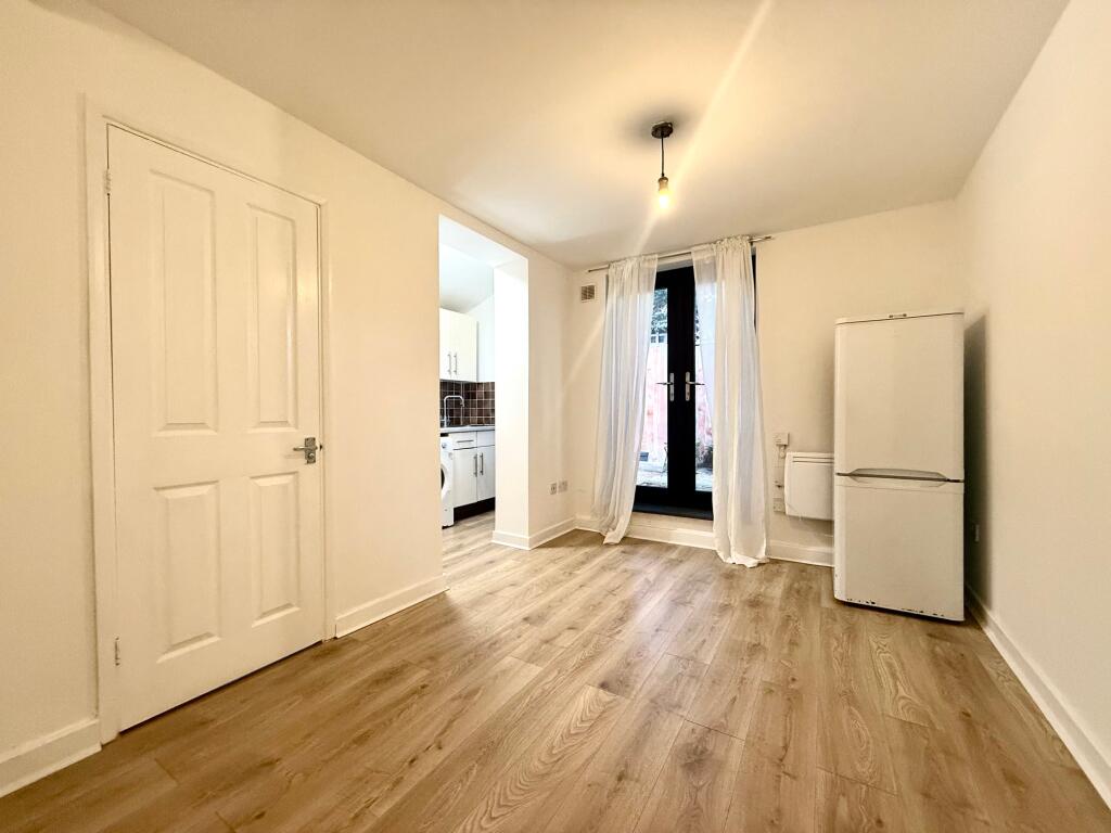 Additional image 8 of Victoria Street, St. Albans, Hertfordshire