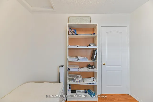 Additional image 33 of 28 Plum Hollow Crt