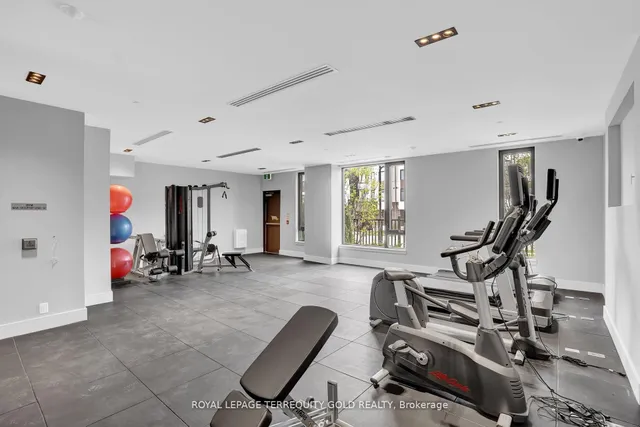 Additional image 17 of 1440 Clarriage Crt Unit 518