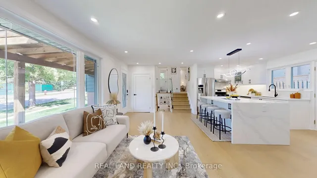 Additional image 3 of 38 Cresthaven Dr