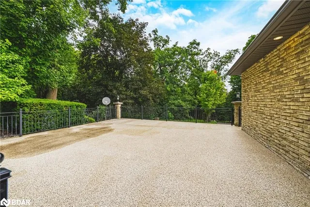 Additional image 44 of 7644 Tremaine Rd