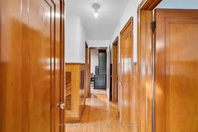 Additional image 19 of 50 Twenty Third St