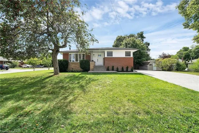 Additional image 43 of 441 Elmwood Ave