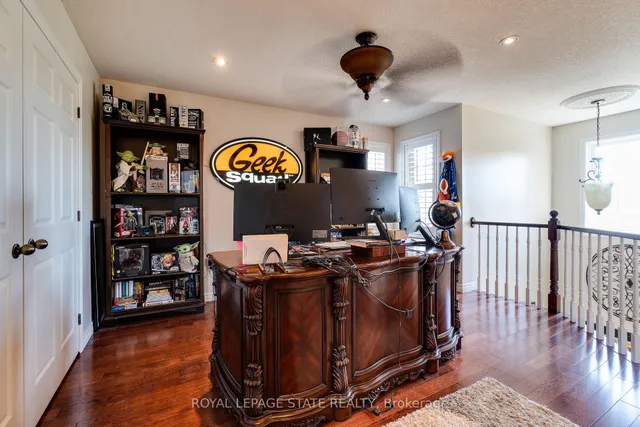 Additional image 22 of 274 Springvalley Cres