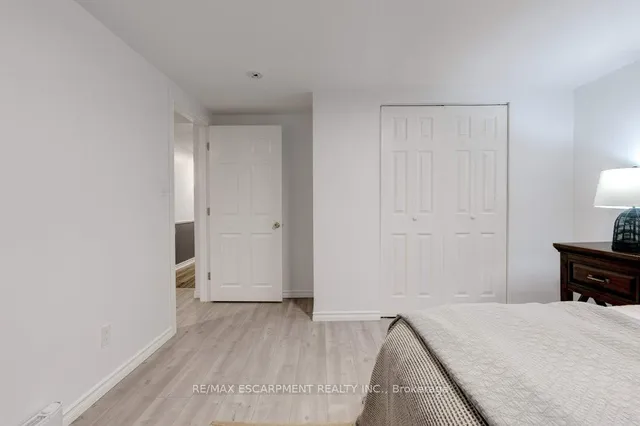 Additional image 41 of 636 WEST OVAL Dr