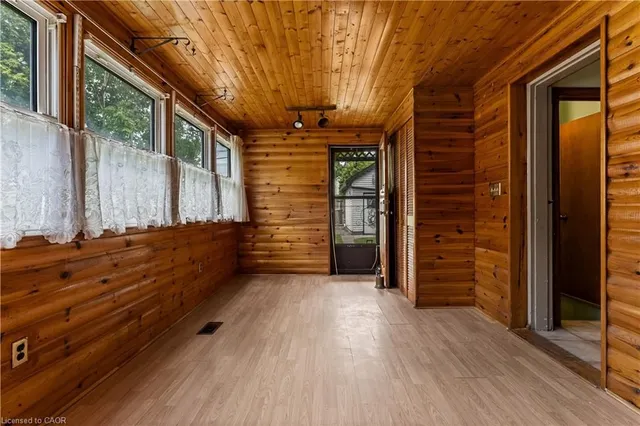 Additional image 20 of 224 East Ave