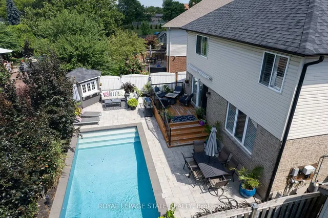 Additional image 44 of 274 Springvalley Cres