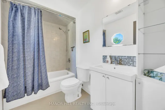 Additional image 23 of 72 Lacewood Cres