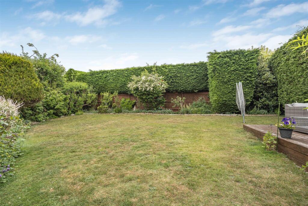 Additional image 34 of Leonards Close, Welwyn