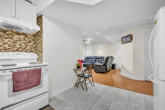 Additional image 39 of 30 El Camino Way