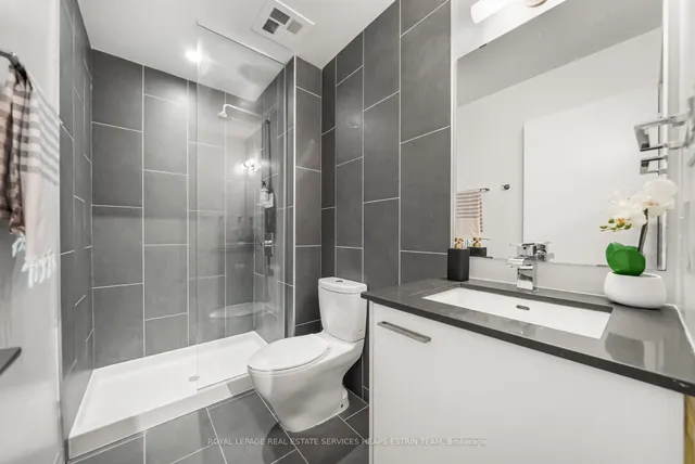 Additional image 24 of 510 King St Unit 212