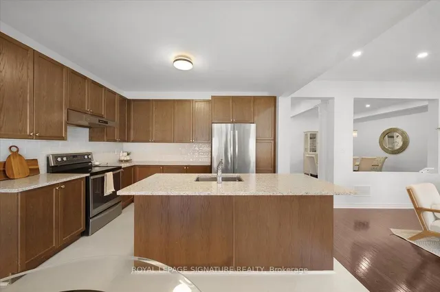 Additional image 7 of 482 Cedric Terr