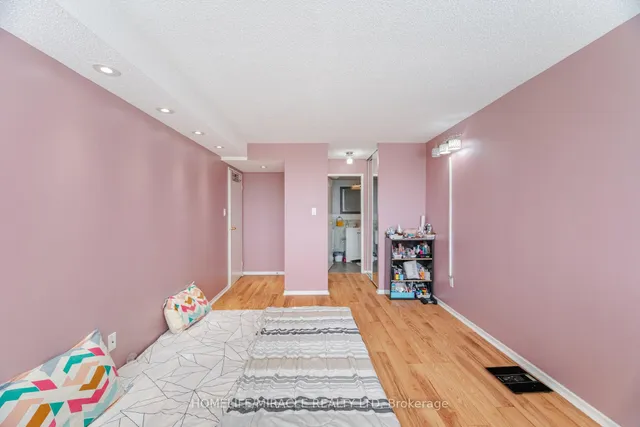 Additional image 23 of 21 Markbrook Lane Unit 509