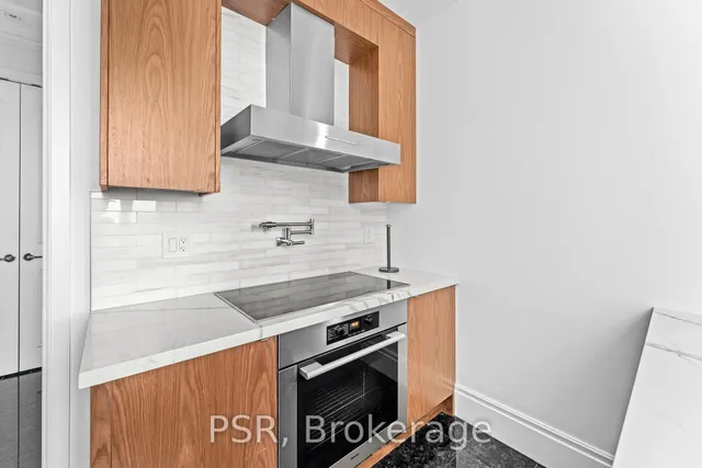 Additional image 10 of 311 Bay St Unit 4804