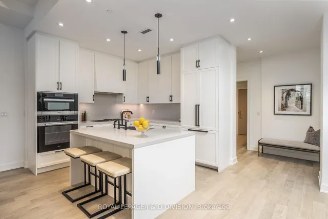 Additional image 9 of 1 Strathgowan Ave Unit TH2