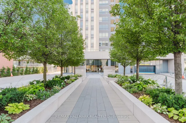 Additional image 3 of 36 PARK LAWN Rd Unit 1609