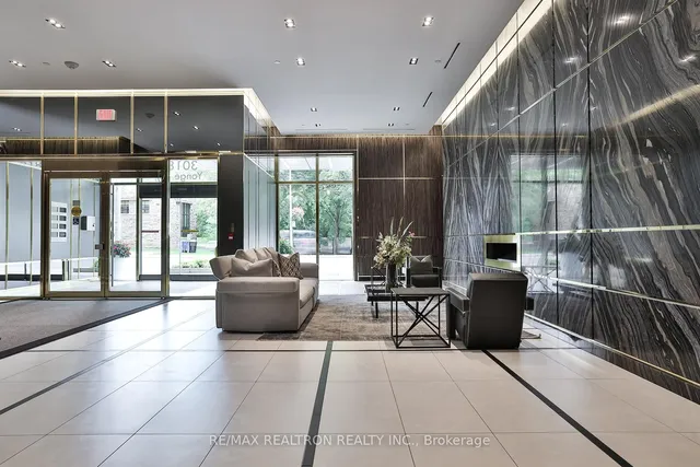 Additional image 4 of 3018 Yonge St Unit #204