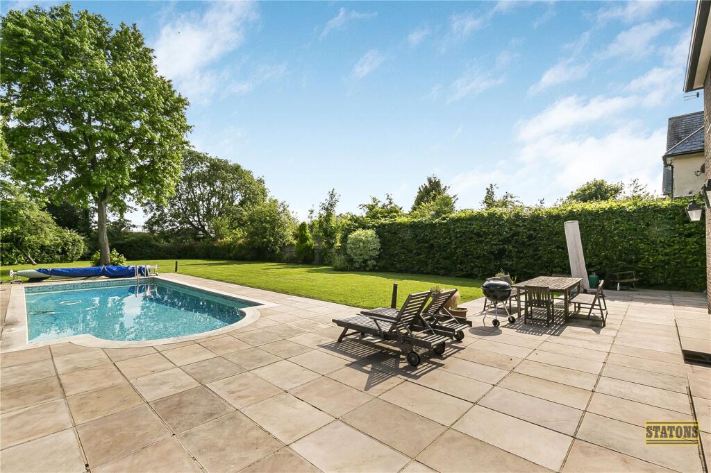 Additional image 17 of Brookmans Avenue, Brookmans Park, Hertfordshire, AL9