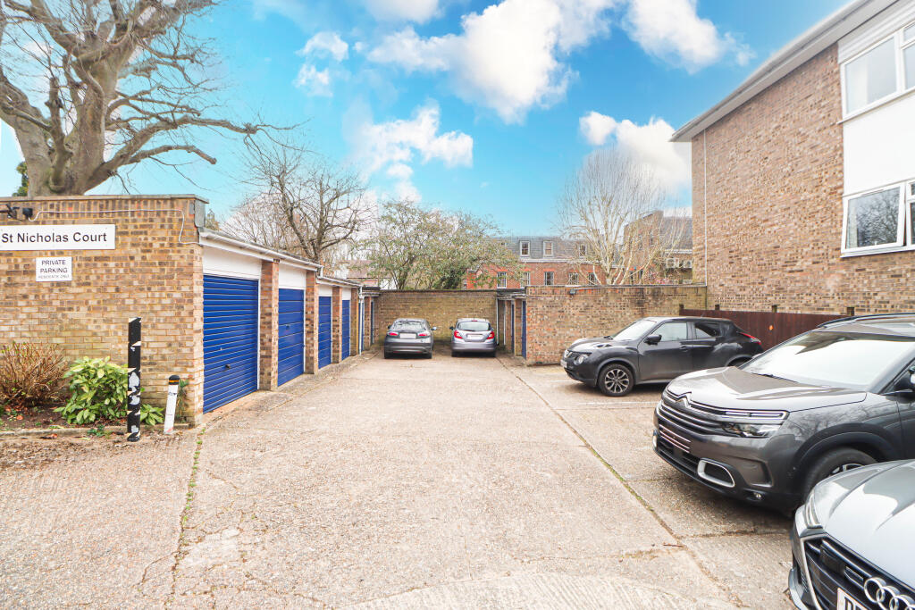 Additional image 12 of St. Nicholas Court, Harpenden, Hertfordshire, AL5