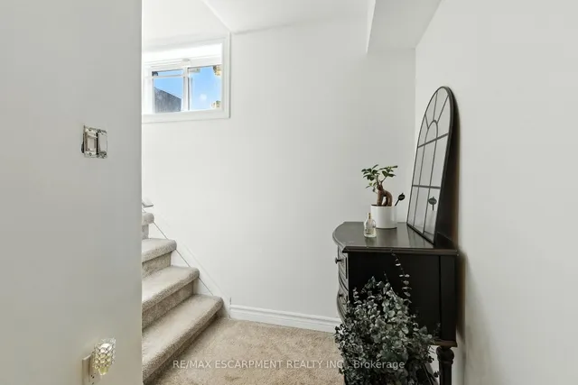 Additional image 15 of 2224 Ghent Ave