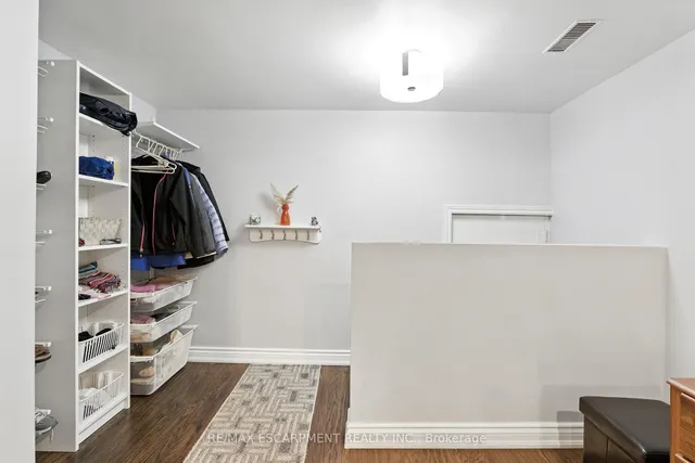 Additional image 40 of 2254 Upper Middle Rd Unit 3