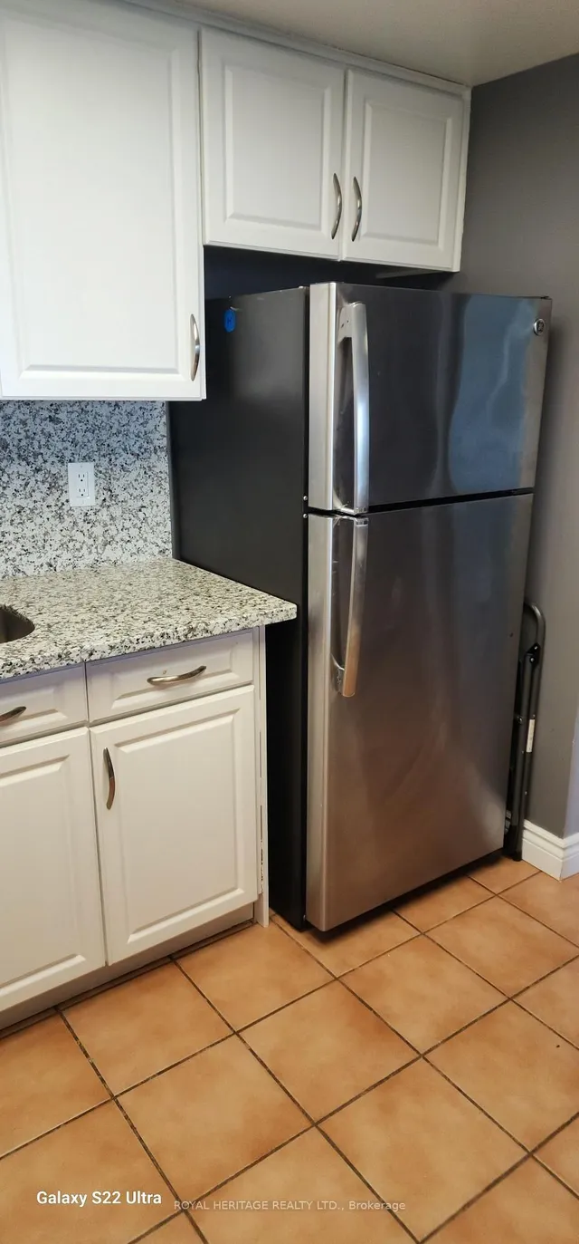 Additional image 4 of 20 Dean Park Rd Unit 1116