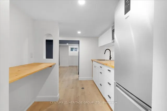 Additional image 36 of 40 Emerald St