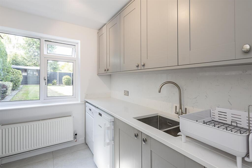 Additional image 14 of Tuffnells Way, Harpenden