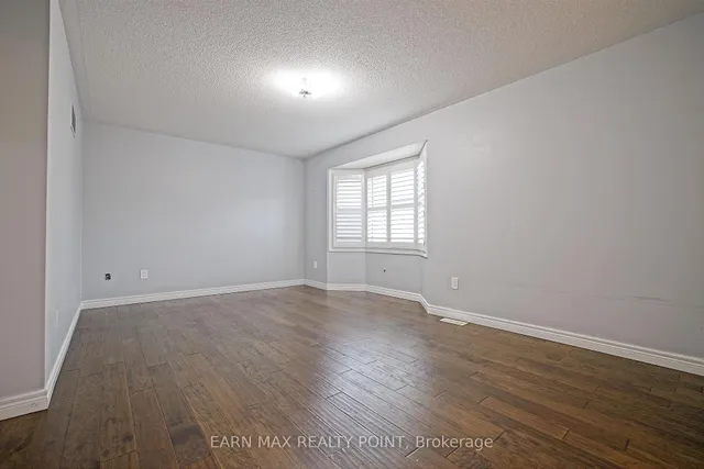 Additional image 24 of 35 Abitibi Lake Dr