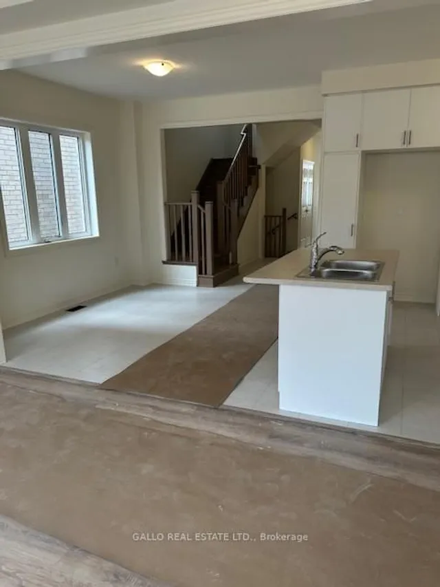 Additional image 6 of 3169 Crystal Dr Unit 28R