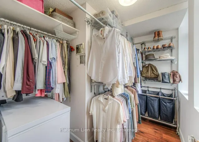 Additional image 47 of 36 James St Unit 1102