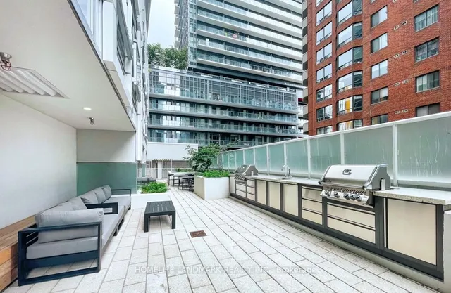 Additional image 21 of 77 Mutual St Unit 405