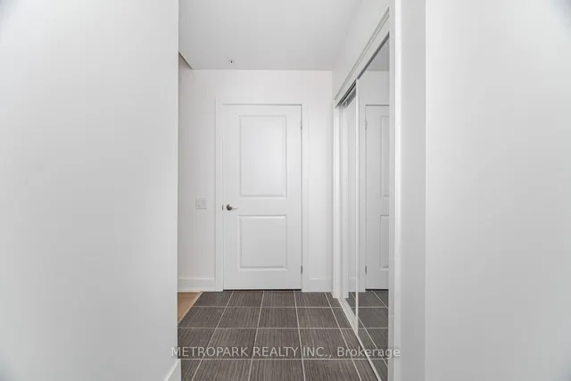 Additional image 7 of 85 Robinson St Unit 102