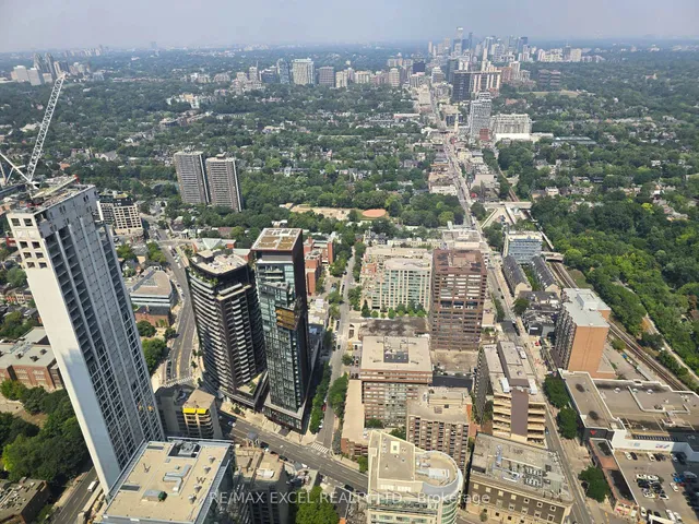 Additional image 24 of 11 Yorkville Ave Unit 6003