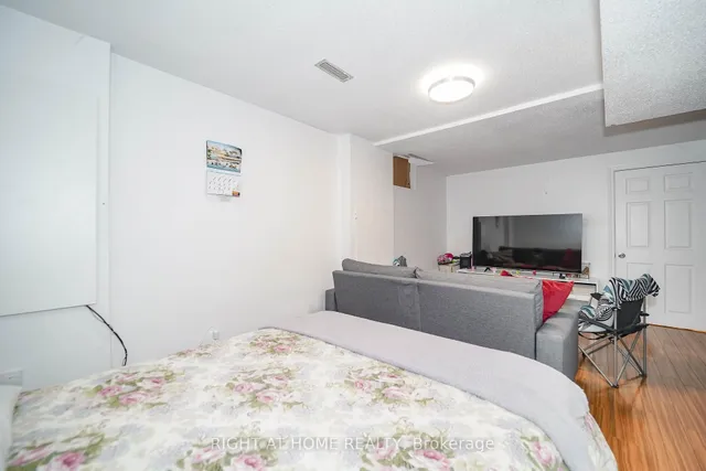 Additional image 39 of 180 Raponi Circ