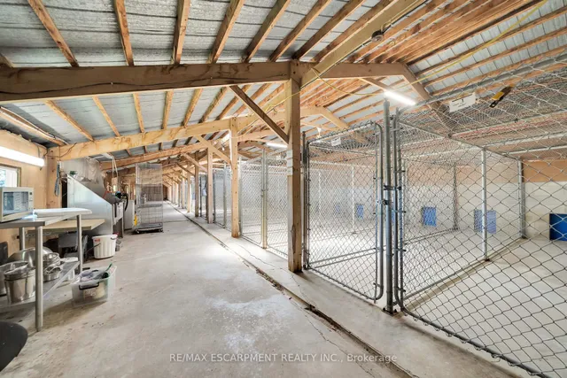 Additional image 38 of 226 Carluke Rd