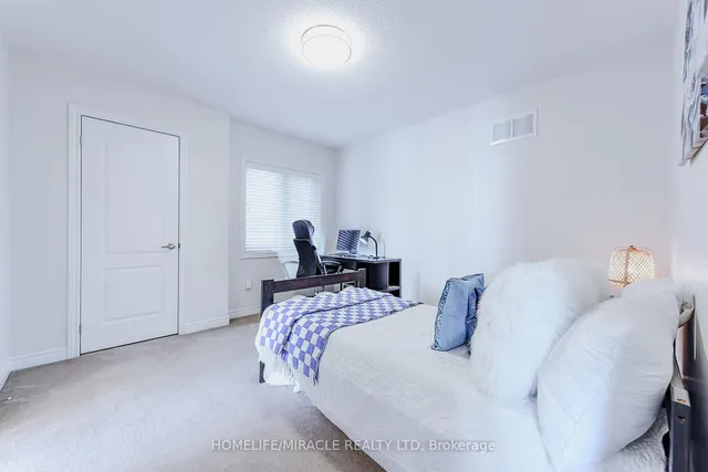 Additional image 25 of 122 Bonnie Braes Dr