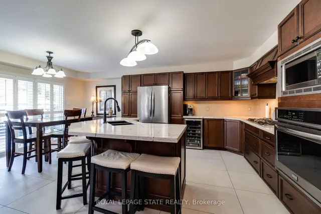 Additional image 10 of 274 Springvalley Cres