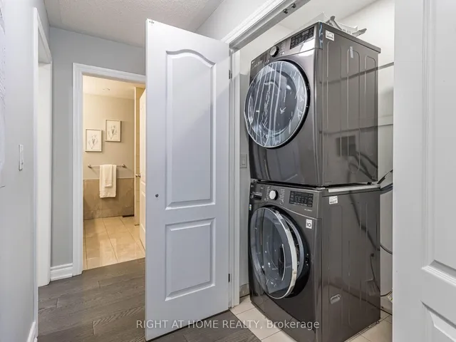 Additional image 33 of 612 Serafini Cres