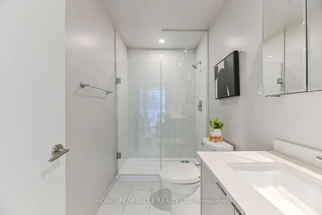 Additional image 20 of 1926 Lakeshore Blvd Unit 3811