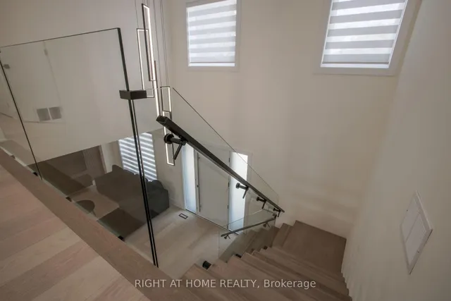 Additional image 20 of 584 WALKERS Line