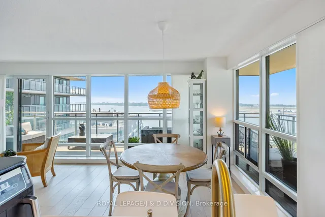 Additional image 12 of 410 Queens Quay Unit 1203