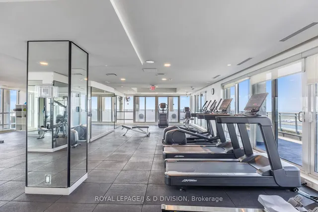 Additional image 41 of 410 Queens Quay Unit 1203