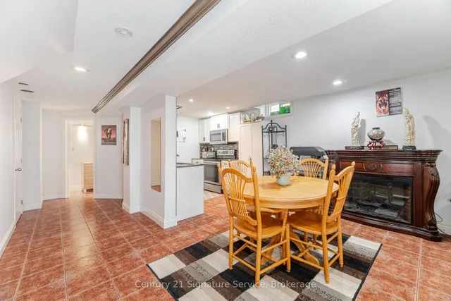 Additional image 30 of 5955 Ladyburn Cres