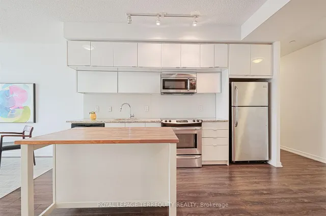 Additional image 8 of 62 Forest Manor Rd Unit 201