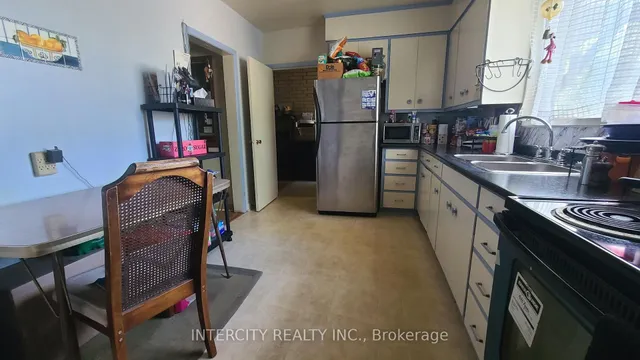 Additional image 4 of 63 Centre St