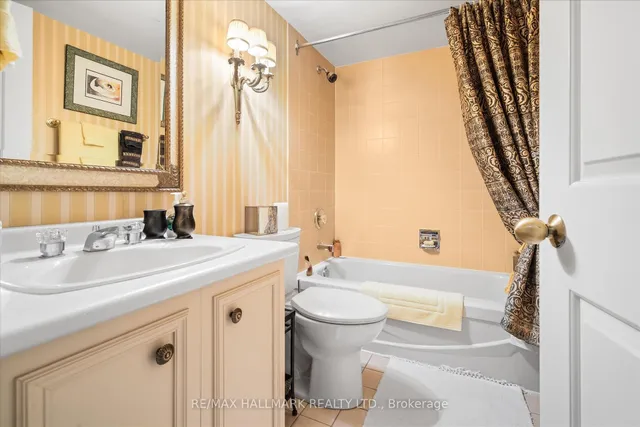 Additional image 20 of 25 George St Unit 801