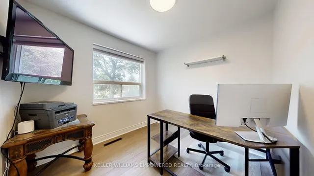 Additional image 18 of 30 Paperbirch Dr