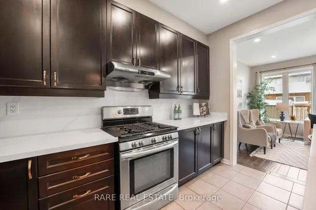 Additional image 9 of 953 Rigo Cross